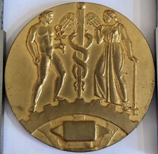 MÉDAILLE EN MÉTAL DORÉ DEMEY FRAISSE DIAMÈTRE 49 mm