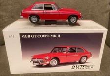 AUTOART 76601 MG MGB GT COUPE