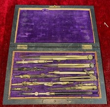 ANCIEN GRAND ENSEMBLE DE