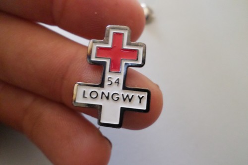 Pin broche insigne croix - insigne,