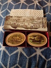 2 savonnettes Anciennes Avon