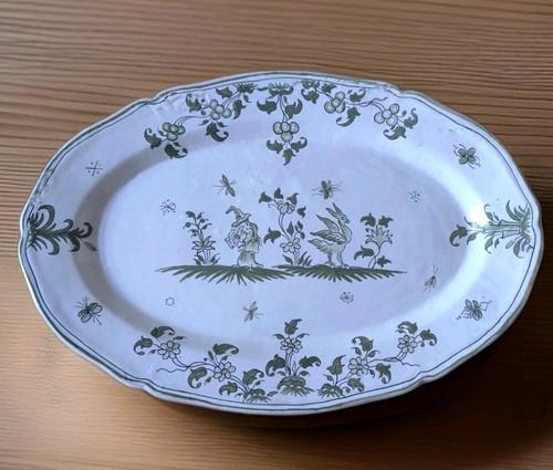 Moustiers grand plat - , en