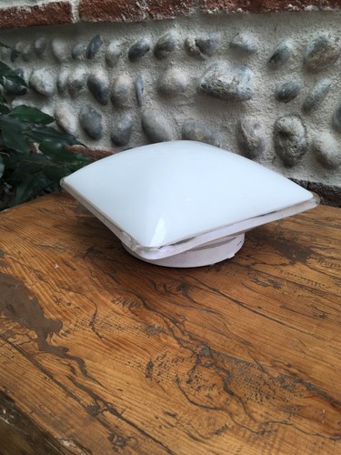 Très belle lampe plafonnier - très,