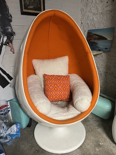 Fauteuil œuf année - Œuf,