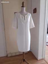 Robe blanche Marque Caroll Taille 40