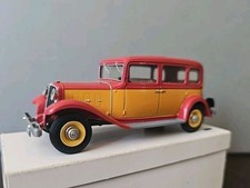 1.43 RENAULT KZ 11 de 1935 "VIVAQUATRE" 7 Places ...