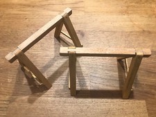 2 trétaux en bois pour camion Renault 5T CIJ jouet en tôle ancien