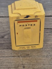 Ancienne Tirelire Boite Au