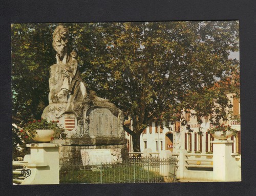 Eauze monument aux morts - monument,