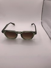 Lunettes de soleil carrées
