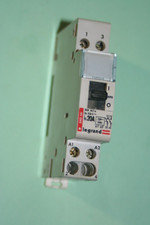 Contacteur Jour et  Nuit 20A legrand 04056