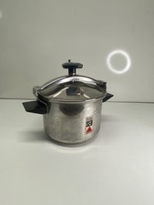 Cocotte minute seb Made in France bonne etat avec accessoires