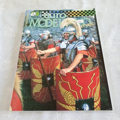 Revue modélisme figurines - revue,
