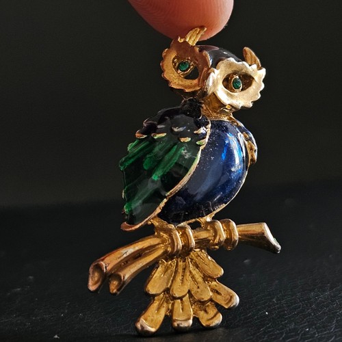 Broche hibou emaillé plumage