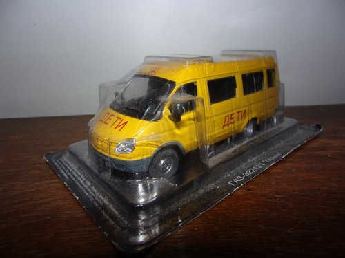 Ixo voiture russe - 1/43, urss
