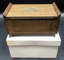 Ancienne boite bois à - en,