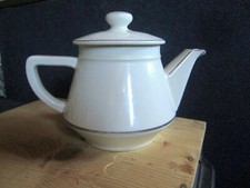 CAFETIERE en PORCELAINE