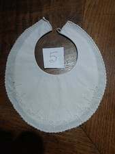 N°5  ancien bavoir bébé