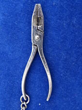 PORTE-CLES / Key ring - OUTIL