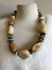 Imposant collier ethnique