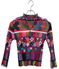 PLEATS PLEASE Issey Miyake