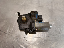 MOTEUR LEVE VITRE AVANT DROIT AUDI A6 BREAK C5 2.5 TDI 180CV 0130821774