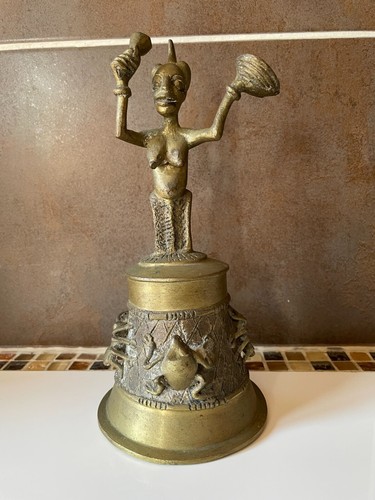 Ancienne cloche africaine - ancienne,