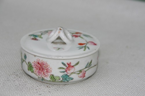 Petit pot couvert céramique - pot,