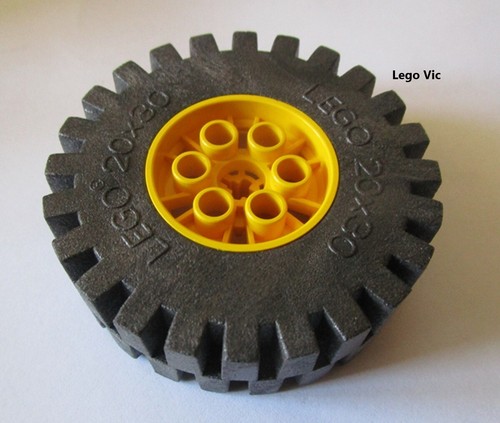 Lego 4266c02 wheel 20x30 - 4266c02, x2