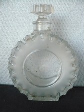 Très beau flacon en baccarat pour « Celoron »