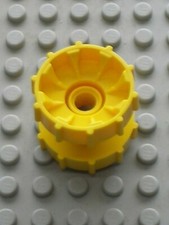 LEGO Yellow Technic Tread Hub
