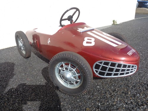 Voiture pédales ferrari - voiture,