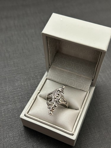 Belle bague argent - massif, avec