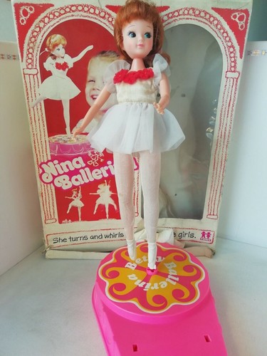 Tomy 1975 nina - nina, ballerine