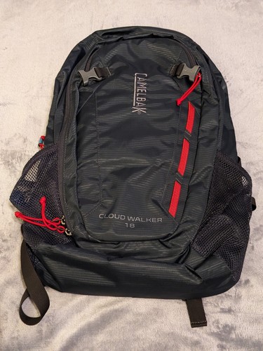 Very nice camelbak - **very,