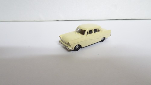 Brekina ford taunus - taunus, m