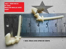 STARLUX COPIES RESINE MOYEN AGE BRAS EN MAILLE AVEC EPEE 6002