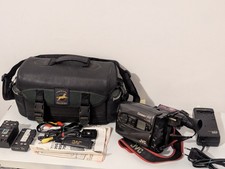 Camescope Jvc GR-AX89S complet à réviser. Batterie hs