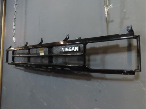 Calandre nissan terrano - calandre,