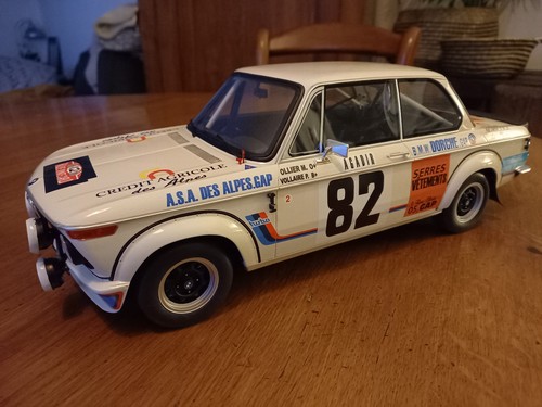 Bmw 2002 turbo - turbo, échelle