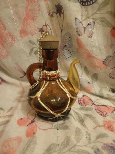 Vintage brown glass pouring - brown,