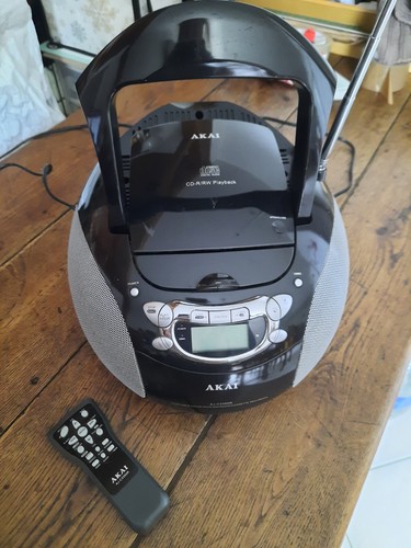 Radio akai avec - k7,cd,fm,