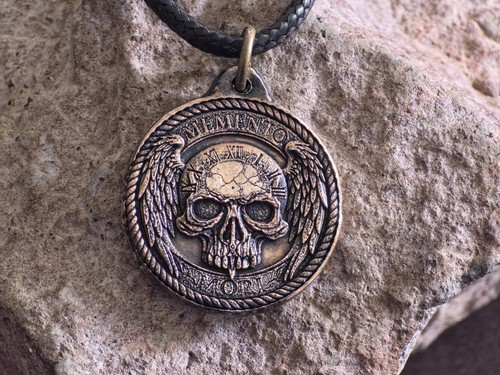 Pendentif memento mori - pendentif,