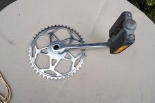 Pedalier velo vintage + pedale