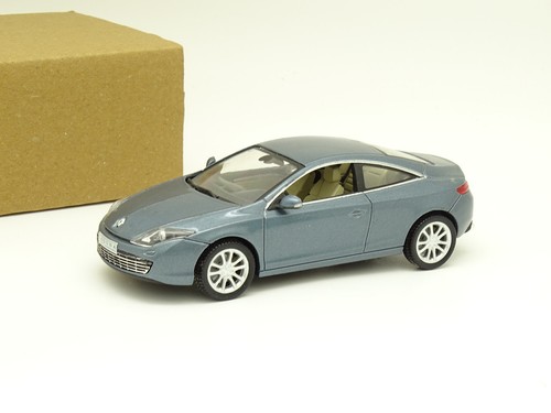 Norev renault laguna - sb,