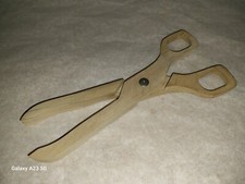 PINCE A CORNICHONS EN BOIS