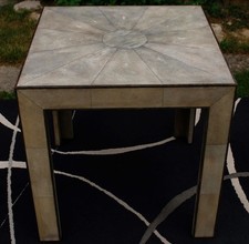 Petite table carrée en