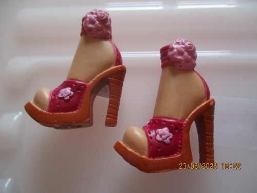 Poupee scene paires - :, de