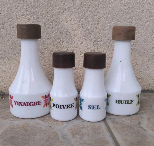 Huile vinaigre sel poivre - huile,vinaigre,sel,