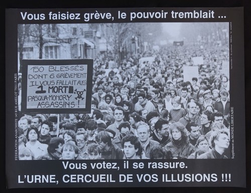Affiche urne cercueil vos - de,